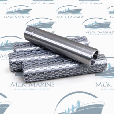 Sleeve for fuel injector