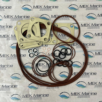 Set of gaskets